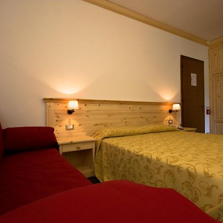 Sport Hotel Prodongo Brallo Di Pregola Zimmer foto