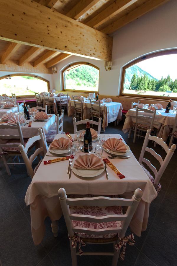 Sport Hotel Prodongo Brallo Di Pregola Exterior foto