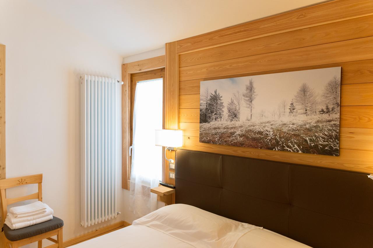 Sport Hotel Prodongo Brallo Di Pregola Exterior foto